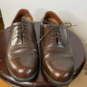 Soft Stags wingtip loafers men’s size 10